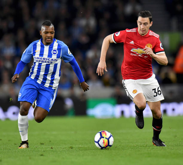 背后蕴含着 背后蕴含着