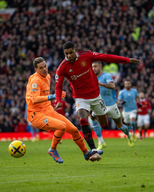 揭示足球竞 揭示足球竞