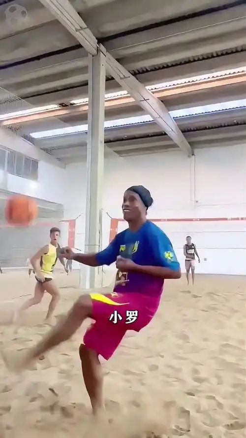 千万美元 千万美元